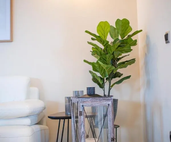 Apartment Manda *